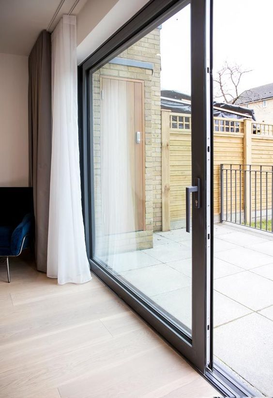 LIFT-SLIDING DOOR